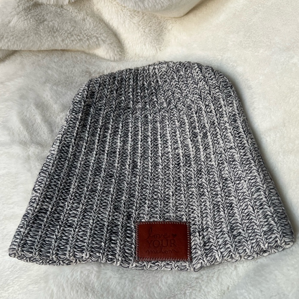 Love your Melon slouchy beanie B&W